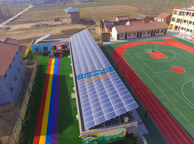 Program słoneczny dachowy o mocy 70 kW dla szkół